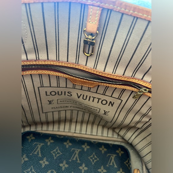 Louis Vuitton Articles De Voyage Neverfull Tote - Picture 4 of 10